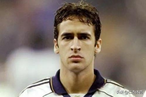 西班牙足球最伟大球星,世界足坛近十年十大最强球星