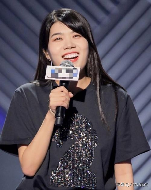 杨笠:男人“垃圾”,但我其实很爱他们