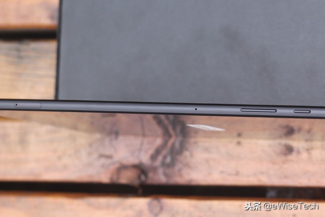 eWisetech开箱GalaxyTabS4