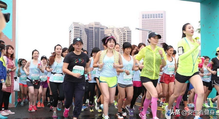哪些明星跑马拉松,跑马的明星