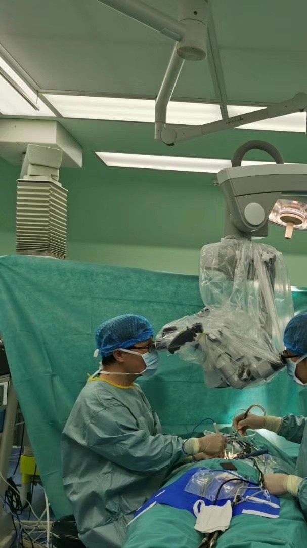 疫情期间颈椎病发作怎么办,疫情间躺久了头昏眼胀怎么治