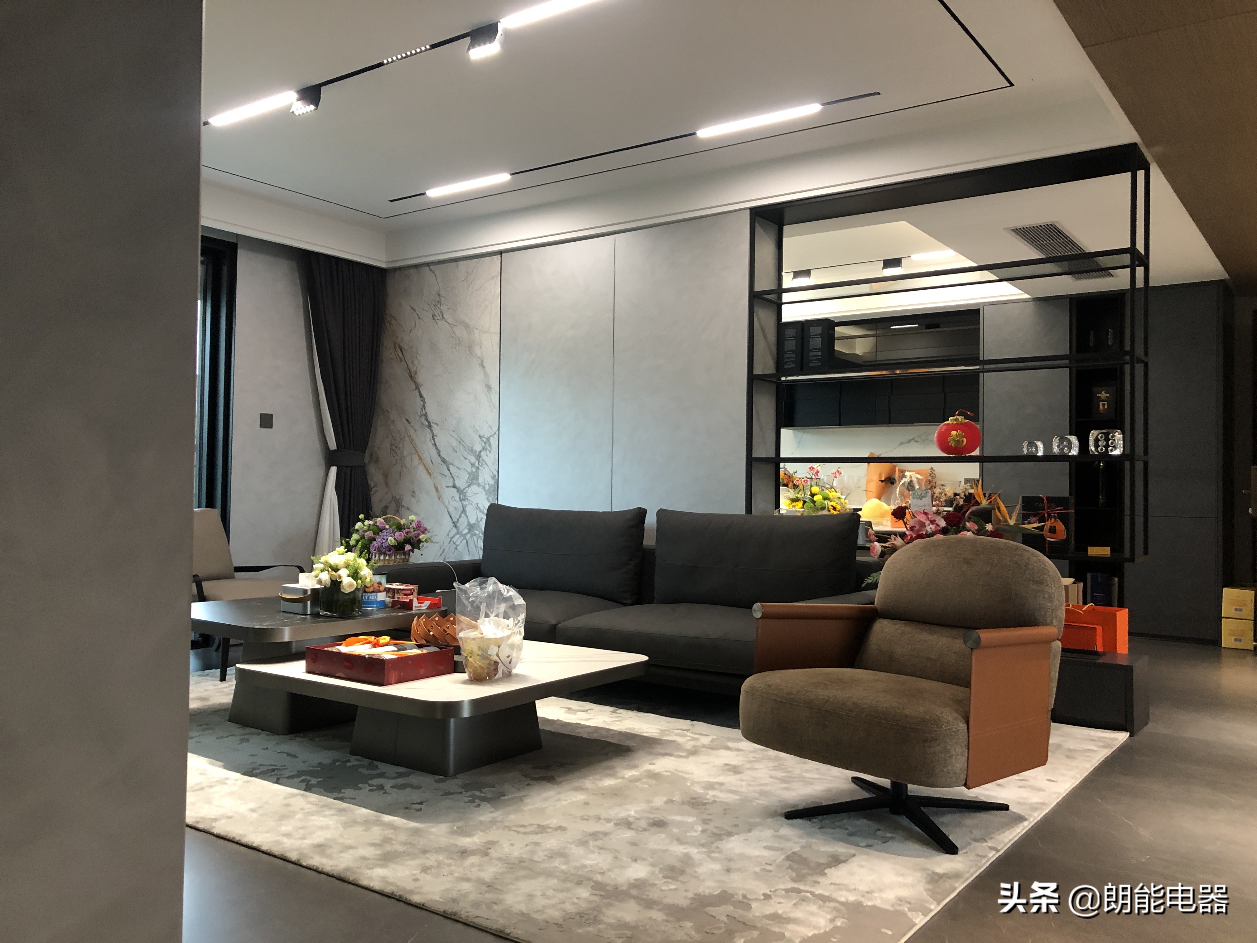 无主灯设计案例：有人说10W搞定，有人说30W打底，你怎么看