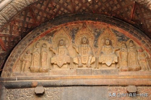 一座塔高是36米吗,一座塔高度是多少