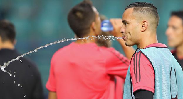 狂砸4亿!西班牙人5大引援目标曝光,胡尔克领衔,武磊恐沦为替补