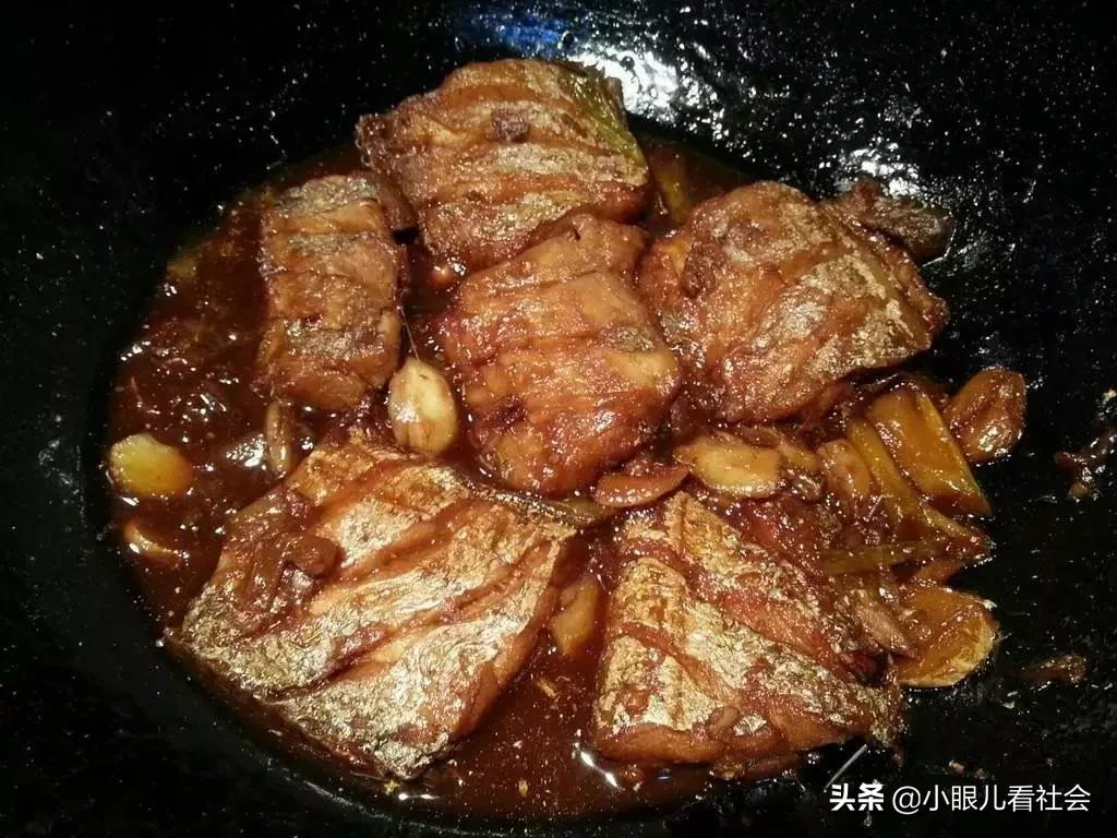 曾经，排大队也要吃上一口三毛八的带鱼