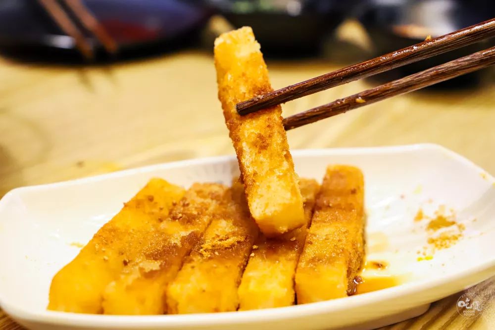 这家国潮网红串串落地襄阳啦，你只管拿串不用涮可以直接开吃