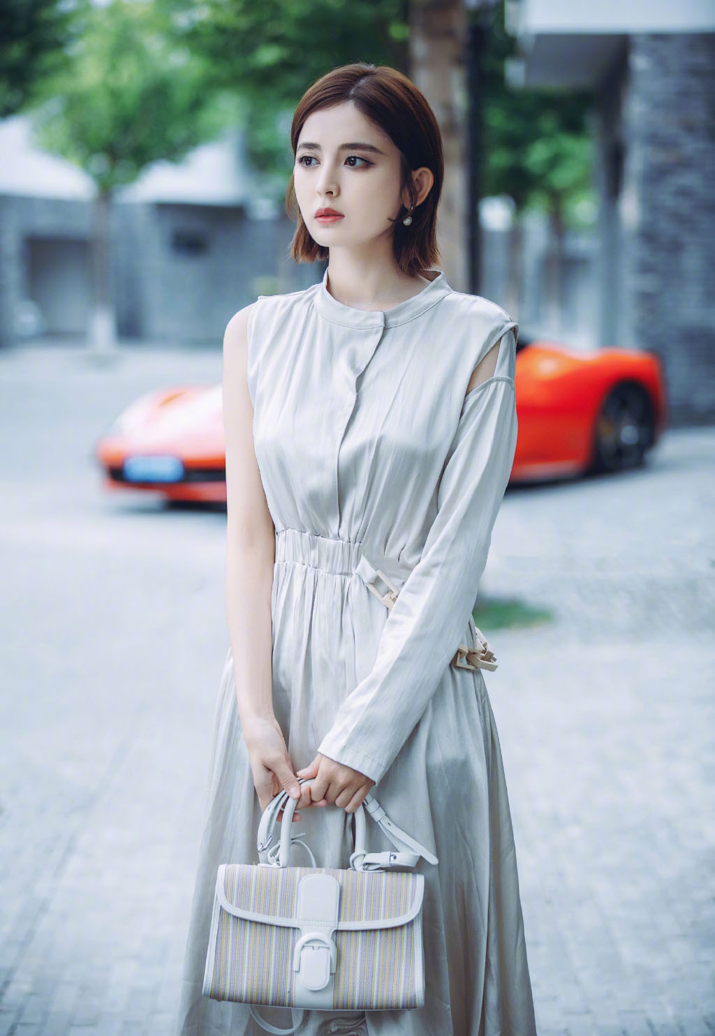 果然颜值高造型好驾驭,果然颜值在线什么都能驾驭