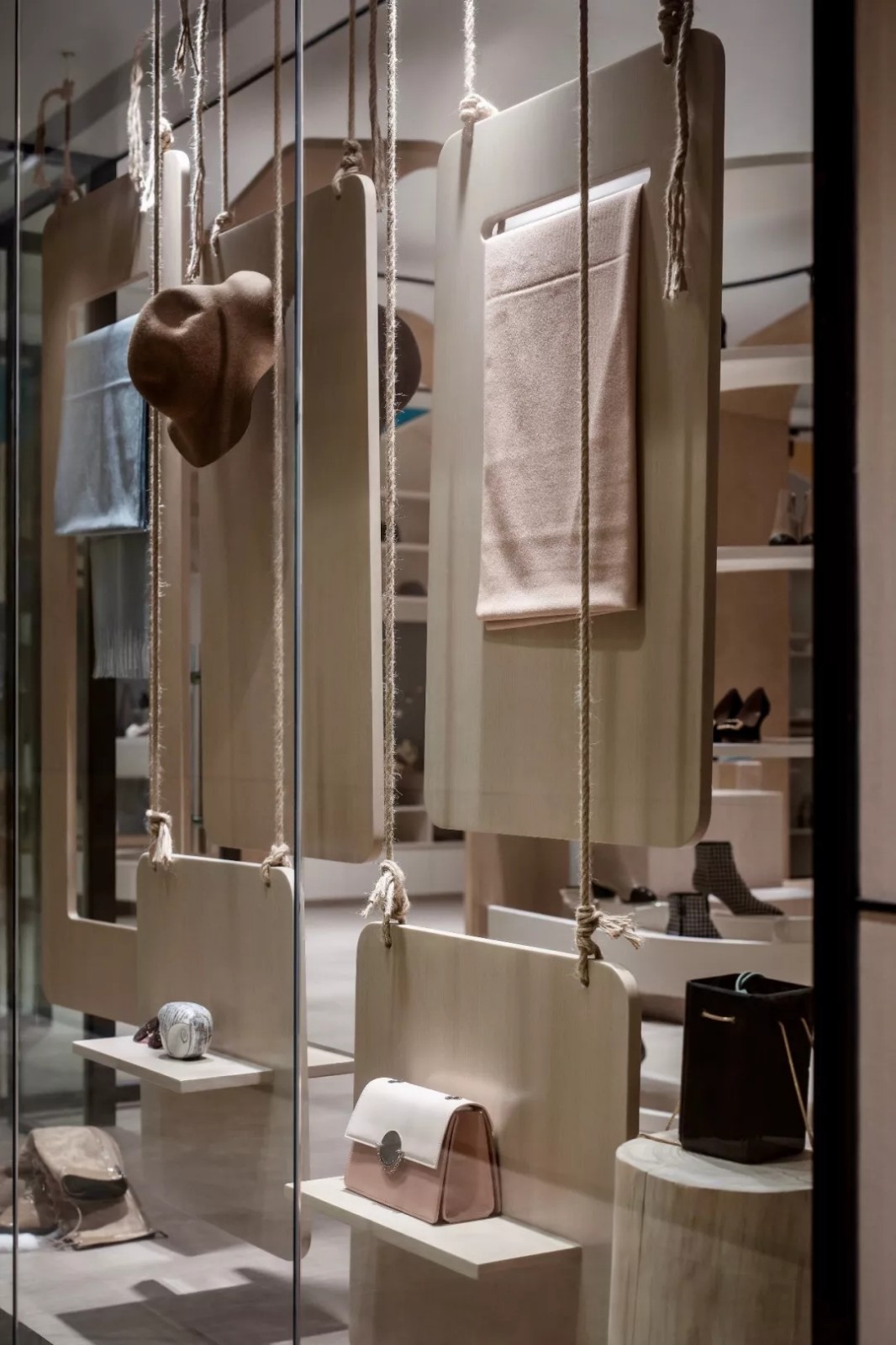 100㎡绿地汉正中心买手店|上海栖丞室内设计-欧模网