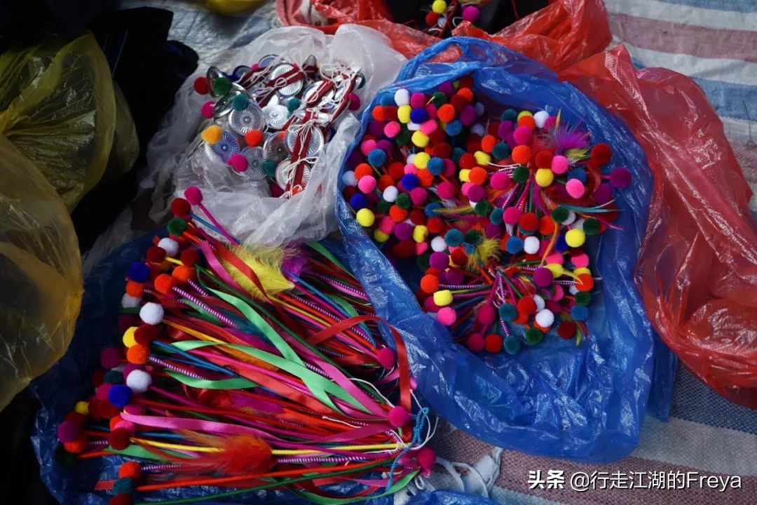 西双版纳傣族村寨赶集,西双版纳星期五赶集