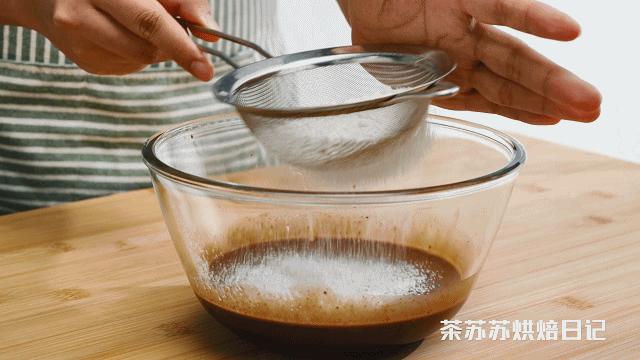 戚风失败了别慌！多做一步秒变ins网红，好吃到勺都舔了