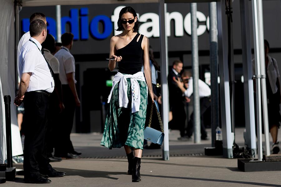 中国超模界四大金刚之一的奚梦瑶,国际超模奚梦瑶33岁