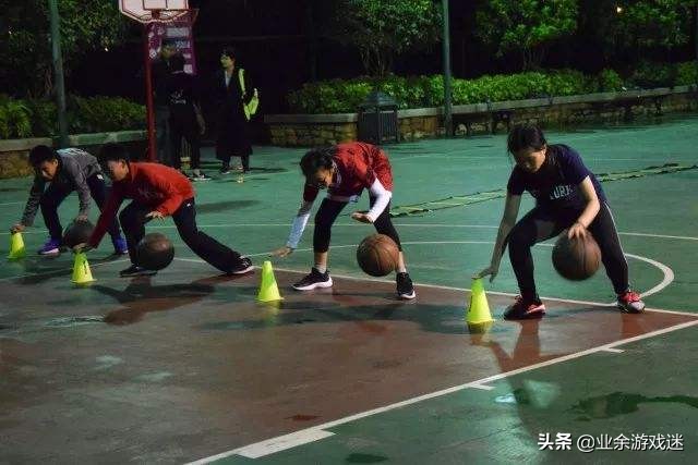 新手必学的基础篮球过人,新手玩篮球的基本功教学