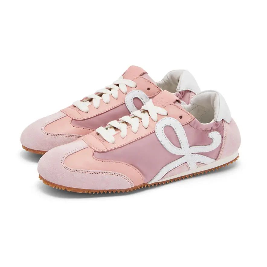 德训鞋奶油蓝白,白百何黑色德训鞋穿搭