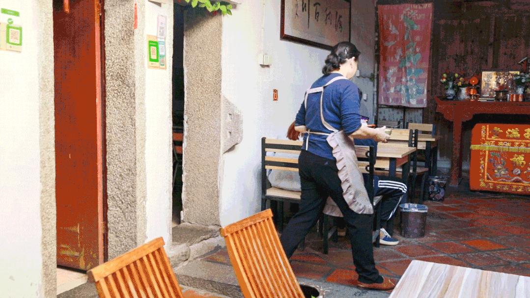 华大学生街藏了10年的古厝餐厅，吃一口都是外婆家味道