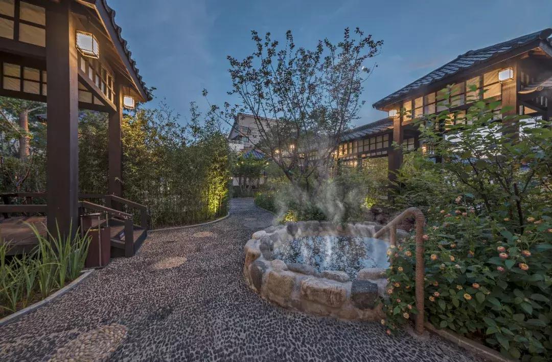 北京雪中温泉攻略,温泉和雪