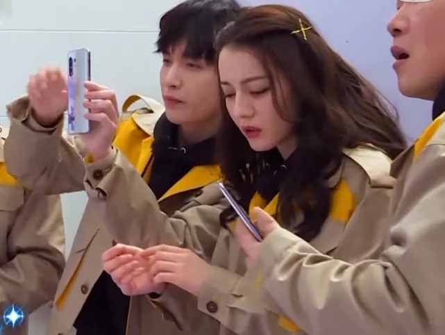 张艺兴为什么不追热巴,张艺兴对热巴做的一件事让人爆笑