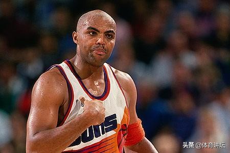 查尔斯巴克利篮板王,查尔斯巴克利打篮板