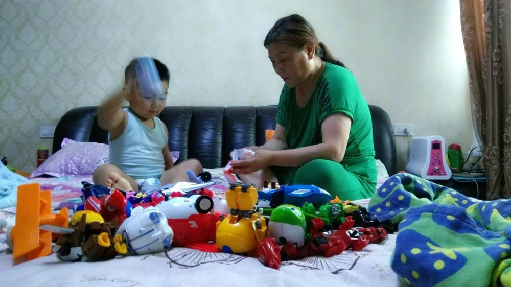 孩子选择玩具纠结时怎么帮助他,孩子不喜欢玩具怎么回事