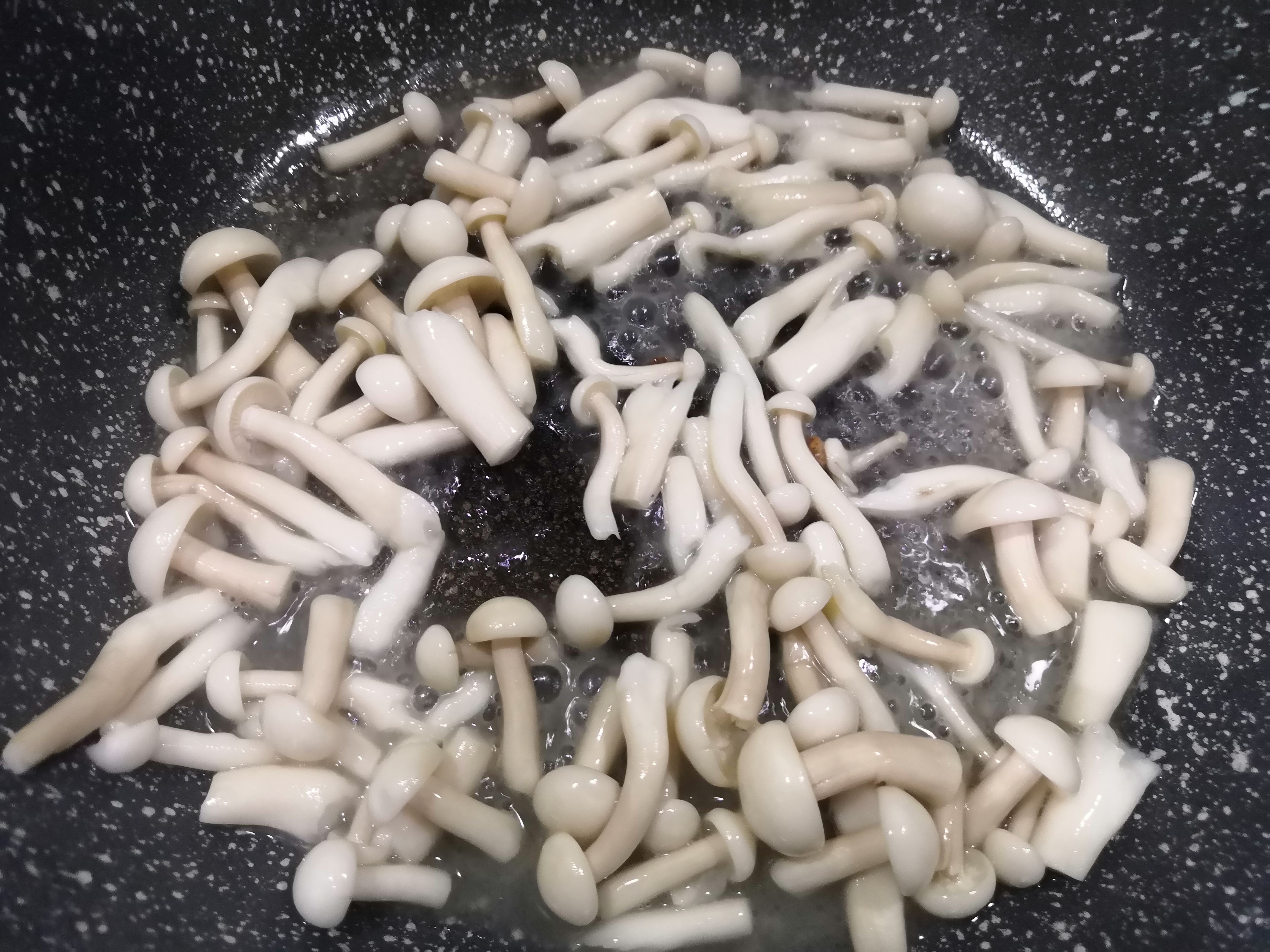 内酯豆腐怎样做好吃又简单的,内酯豆腐怎么弄凉拌好吃