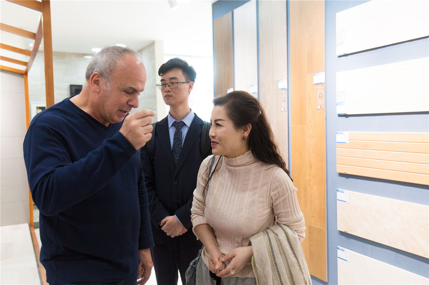 世界就在你眼前,世界就在你眼前轻音乐