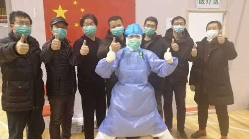 郑忠杰：“待我隔离期满，请让我重返方舱战斗”