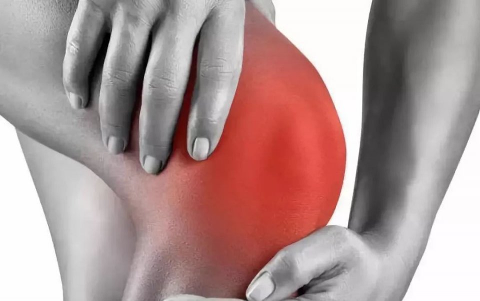 小孩发育不良畸形什么原因,出生唇腭裂手脚畸形