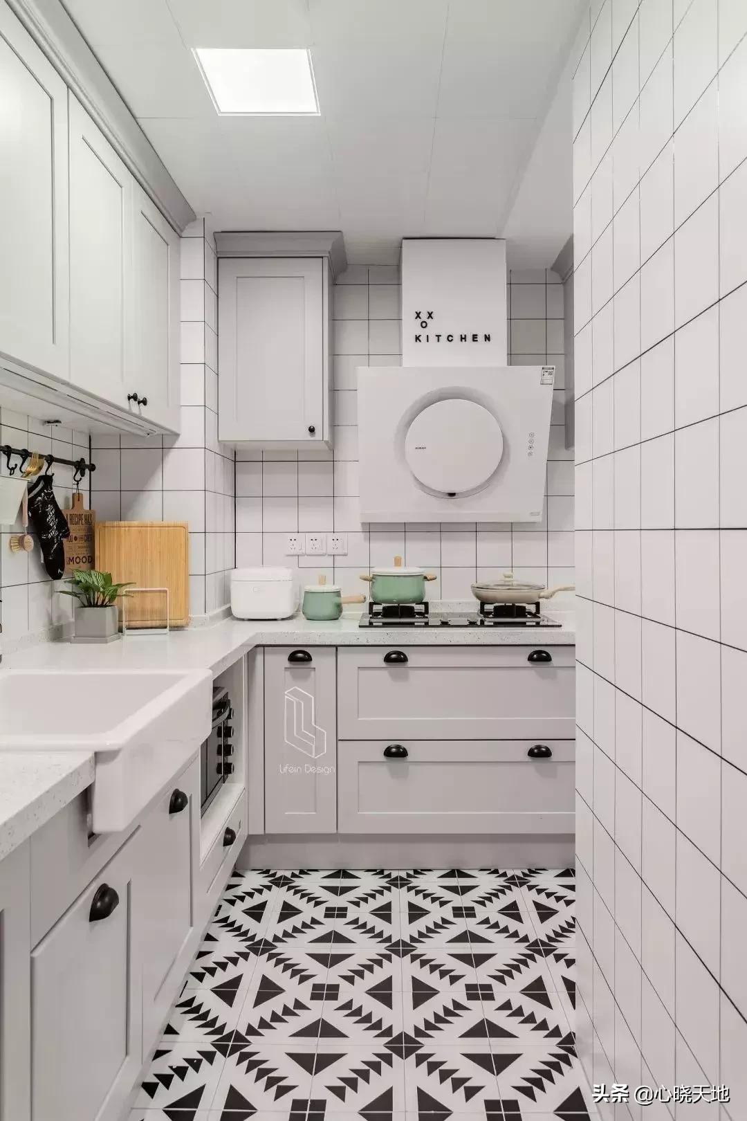 封闭阳台改衣帽间装修效果图,小阳台改衣帽间装修效果图