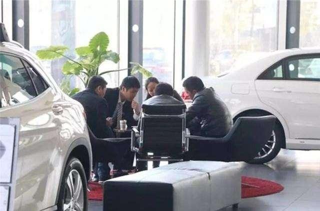 跟4s店买车险可以要点什么,买车4s店强制在店里买保险合法吗