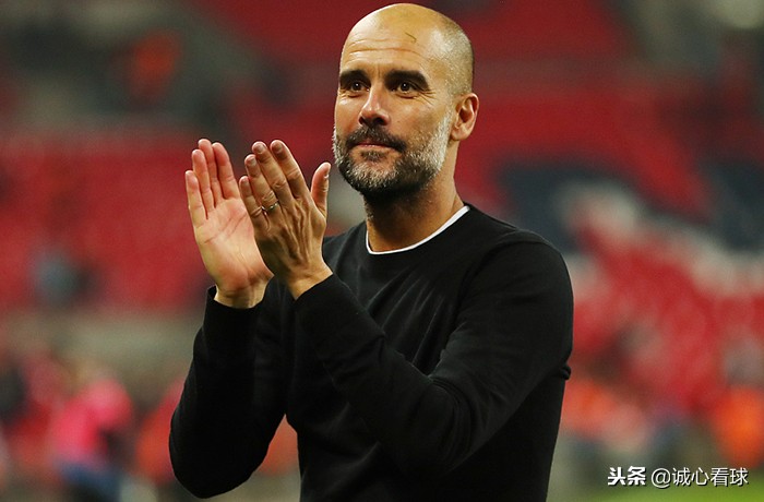 那些跨界足球人:贝莱林时尚达人,皮克扑克大师,瓜帅可当教授?