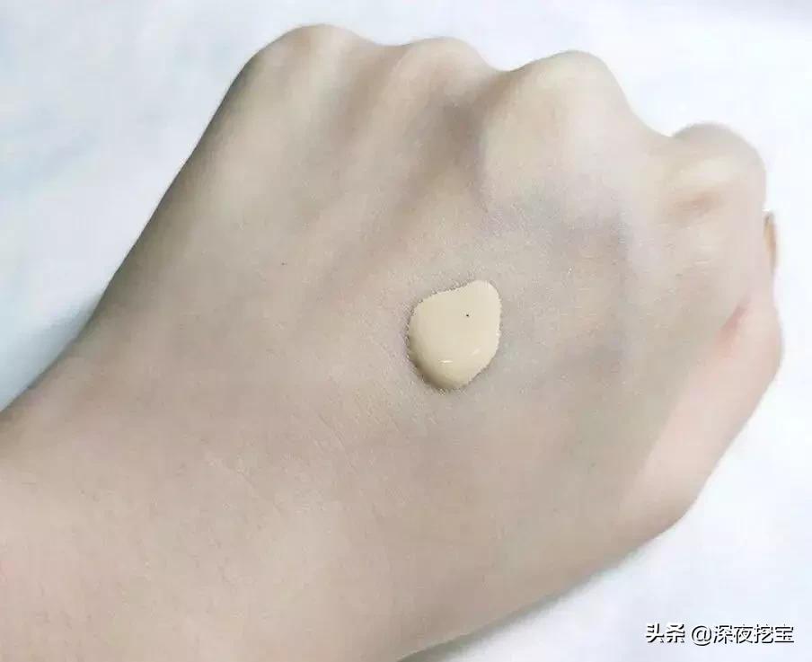 恋火奶油绒绒肌粉底液,哪款粉底液能有奶油肌效果