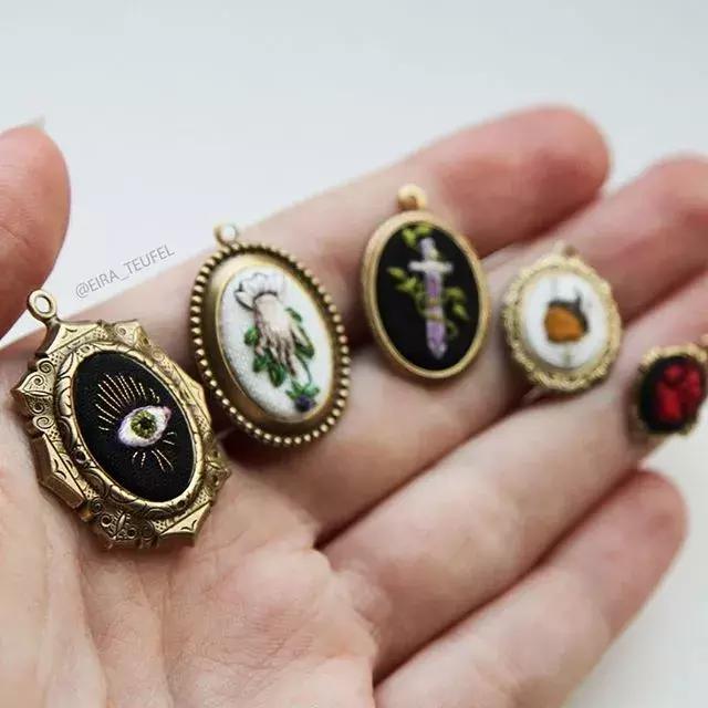 当一个程序员迷上了刺绣，就算手骨折了也无法阻止她……