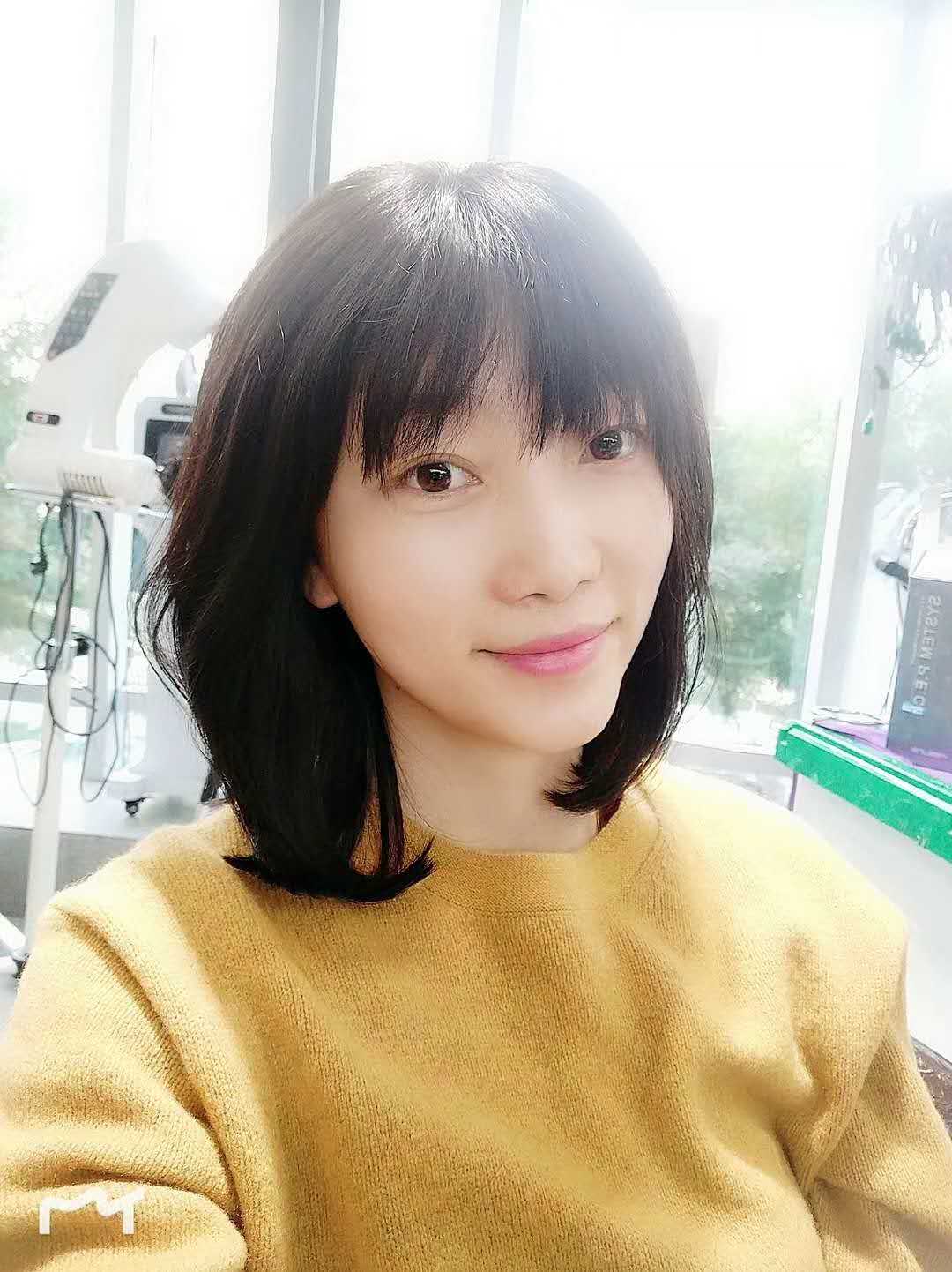 什么样的假发好戴又逼真,什么价位的假发戴着逼真