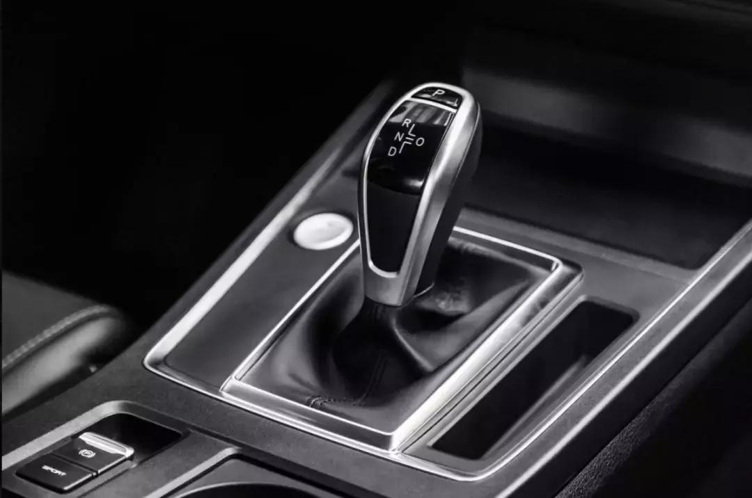 秦pro和朗逸哪个更值得买,秦pro和朗逸燃油版