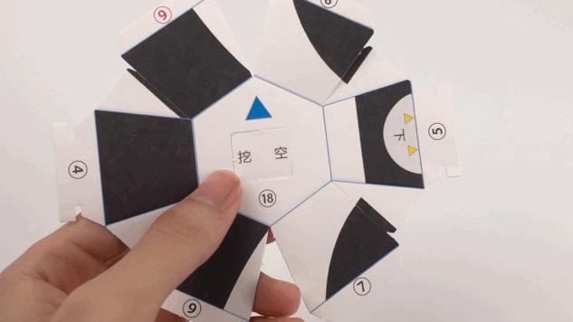 把纸片玩“活”了！能后空翻还会咬人，日本纸艺大师震撼之作