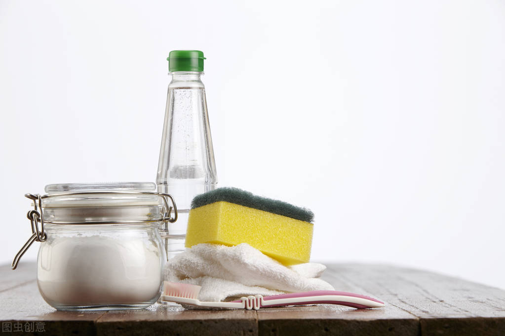 壹健康小知识：小苏打能洗衣服吗？小苏打洗衣服还要放洗衣液吗