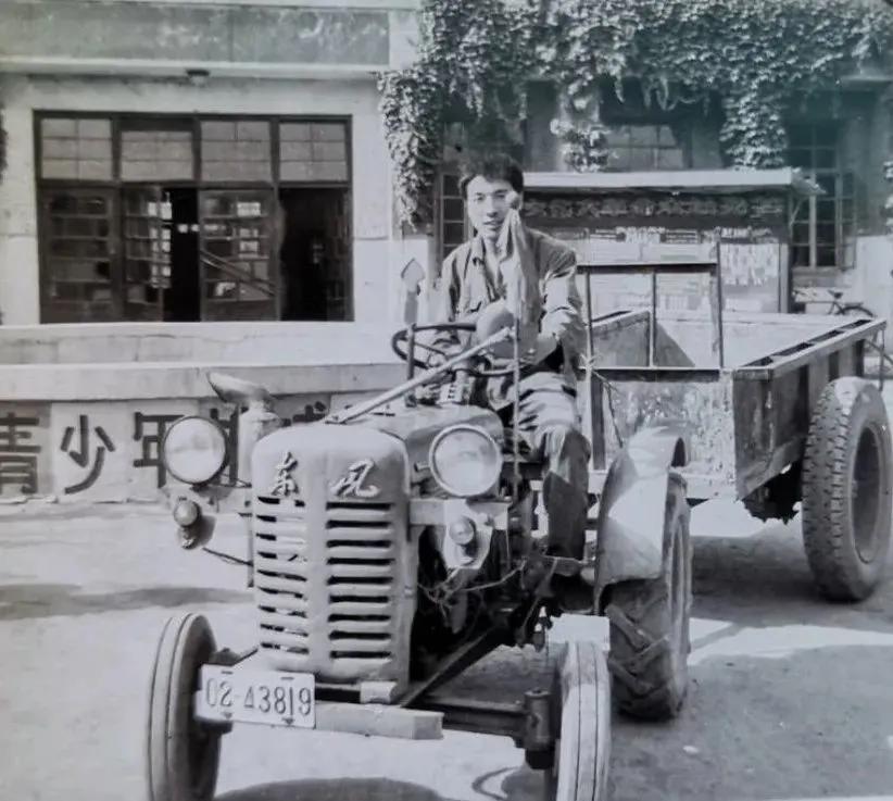 他是峰峰体育界的传奇，他的学生桃李满天下