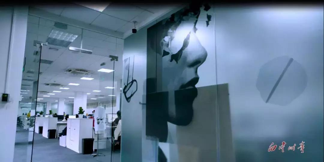 快时尚品牌ur,ur成中国最具增长潜力服装品牌