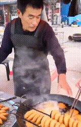 大腿上为什么绑黑带,女孩子大腿上绑黑带啥意思