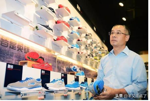 赚我们的钱，心却向着外国，耐克阿迪“已经知道错了”