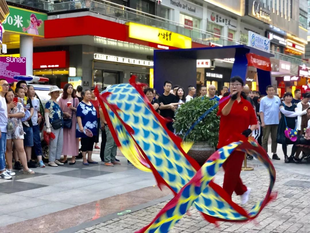 天津奥城夜市最新视频,天津奥城现在有夜市么