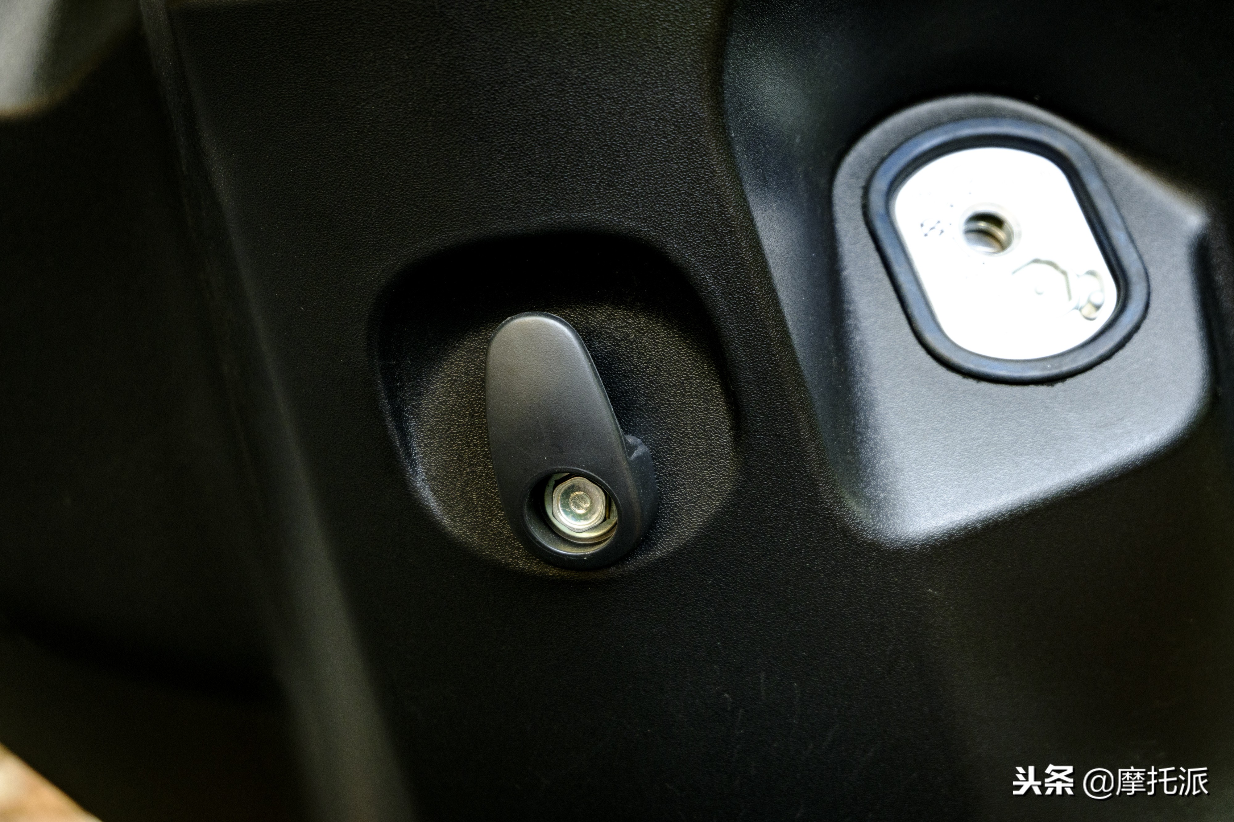 五羊本田御鲨125优点和缺点,2019年五羊本田喜鲨125价格