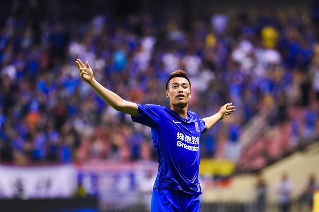 申花新援加练金信煜,申花韩国中锋金信煜有多高