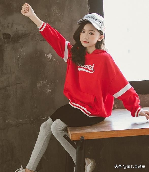 童装韩系风中大童,中大童装8-16岁运动衣