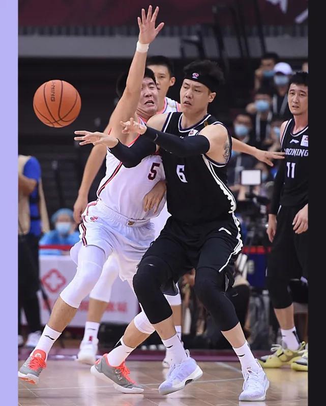 cba今日球鞋上脚一览,今日cba球鞋上脚一览