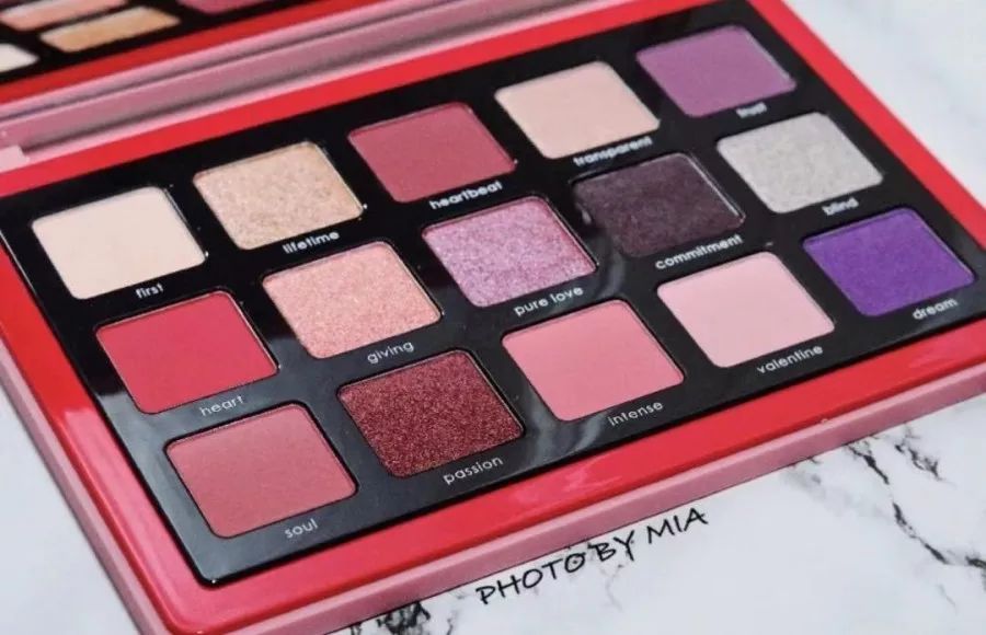 兰蔻黑桃红心丝绒限定,兰蔻情人节限定礼盒口红丝绒