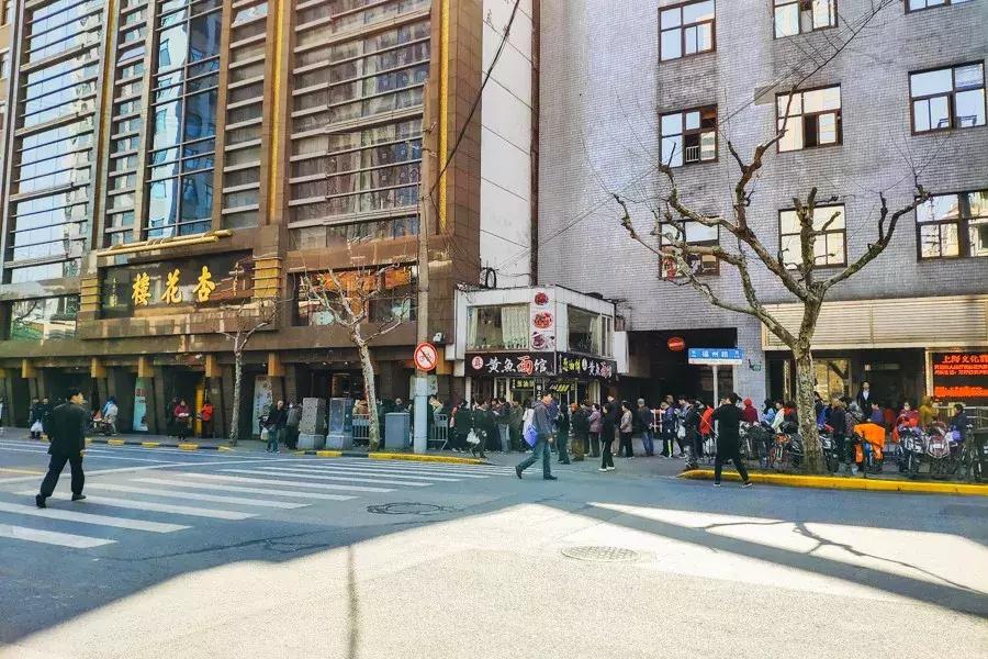 这两家朴实的青团,秒掉了市面上各种作妖对手...