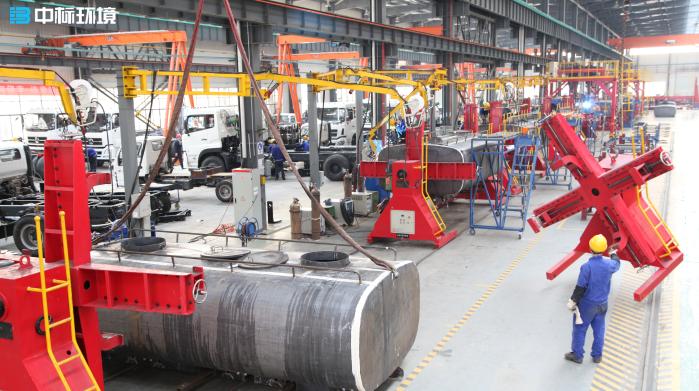 哪里生产洒水车罐体,洒水车罐体制作厂家