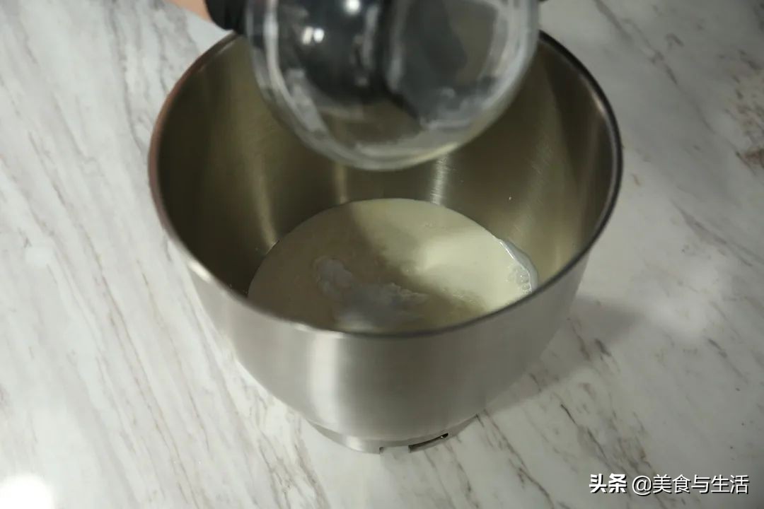 草莓奶油蛋糕教程来了你学会了没,韩国草莓蛋糕