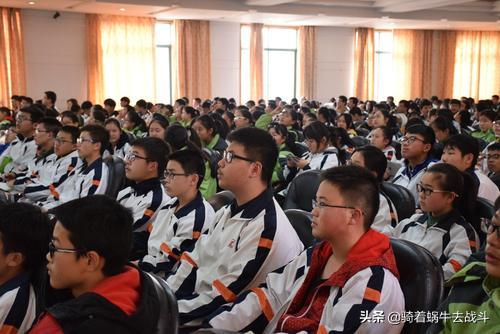 儿童假性近视一个暑假能恢复吗,小学生假性近视如何矫正