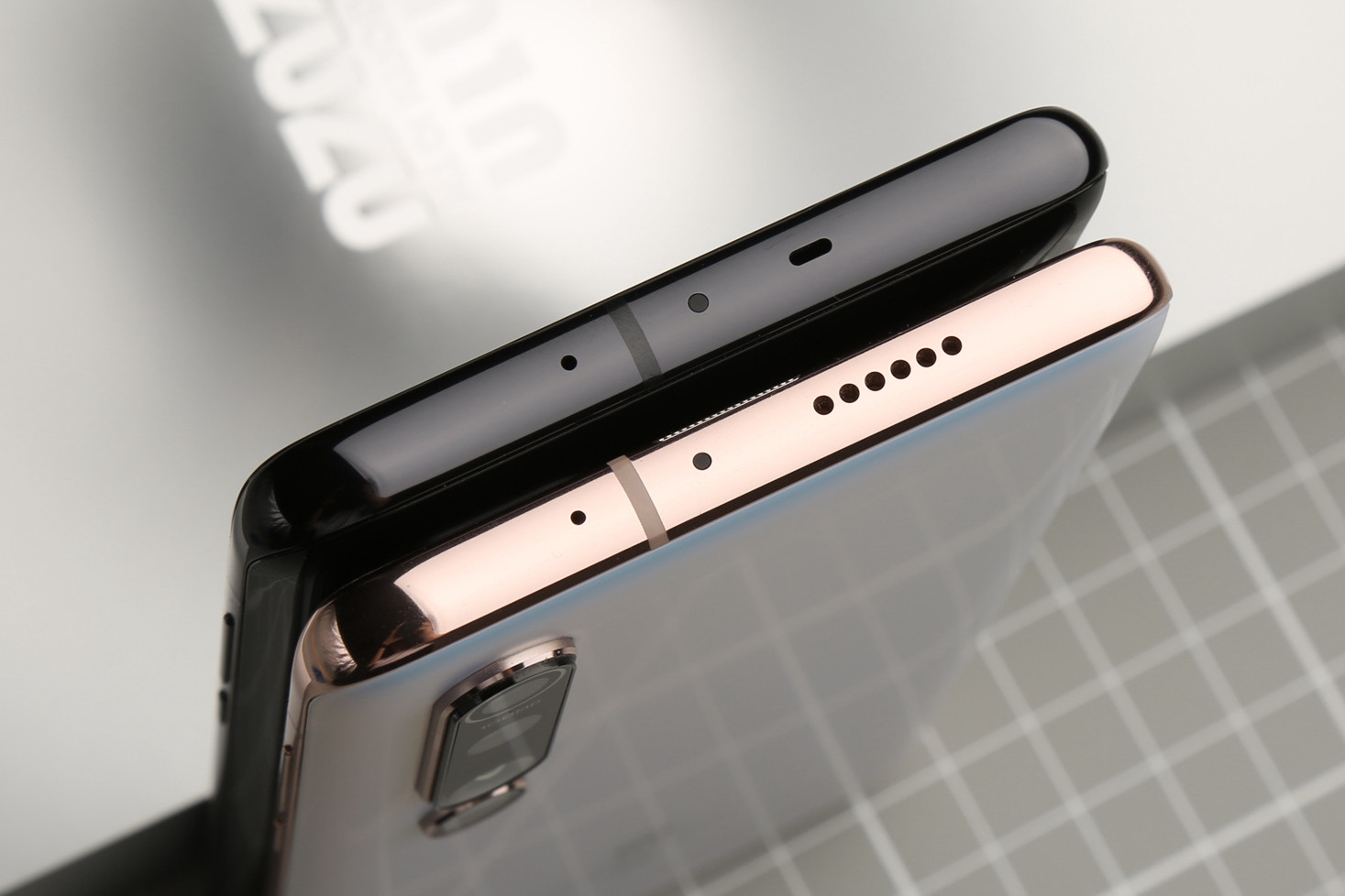 小米10至尊纪念版和华为p40pro+,小米10至尊纪念版对比华为mate40